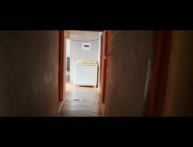 3 BEDROOM HOUSE FOR SALE IN MAKUMBANE